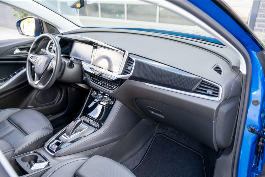 Opel Grandland 1.6 Turbo Plug-In Hybrid Ultimate | Prijs rijklaar incl. 12 mnd garantie | Memory lederen stoelen Camera Blindspot