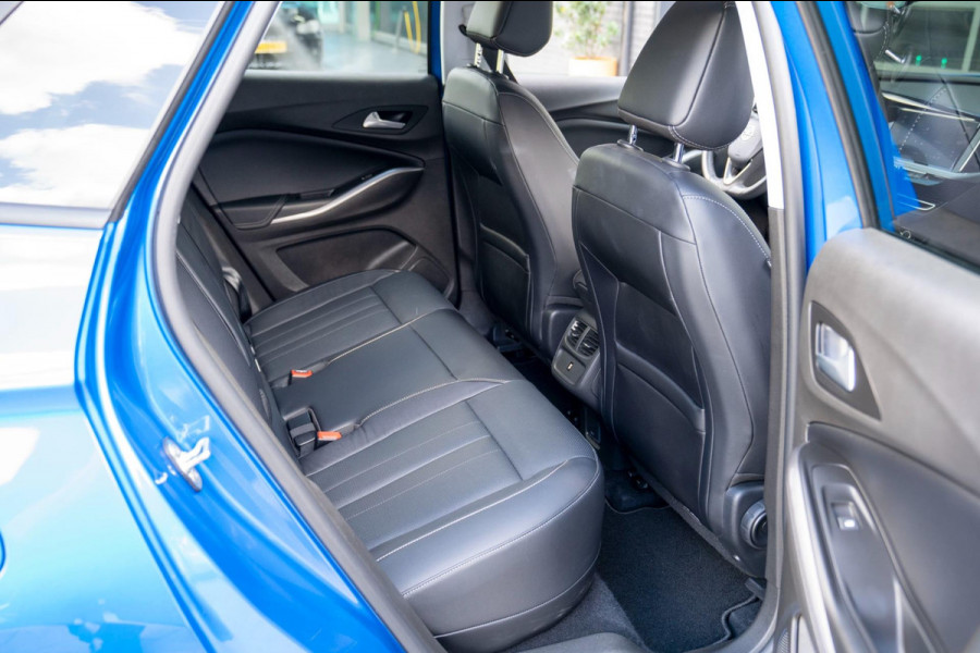 Opel Grandland 1.6 Turbo Plug-In Hybrid Ultimate | Prijs rijklaar incl. 12 mnd garantie | Memory lederen stoelen Camera Blindspot