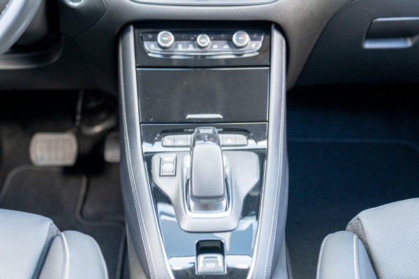 Opel Grandland 1.6 Turbo Plug-In Hybrid Ultimate | Prijs rijklaar incl. 12 mnd garantie | Memory lederen stoelen Camera Blindspot