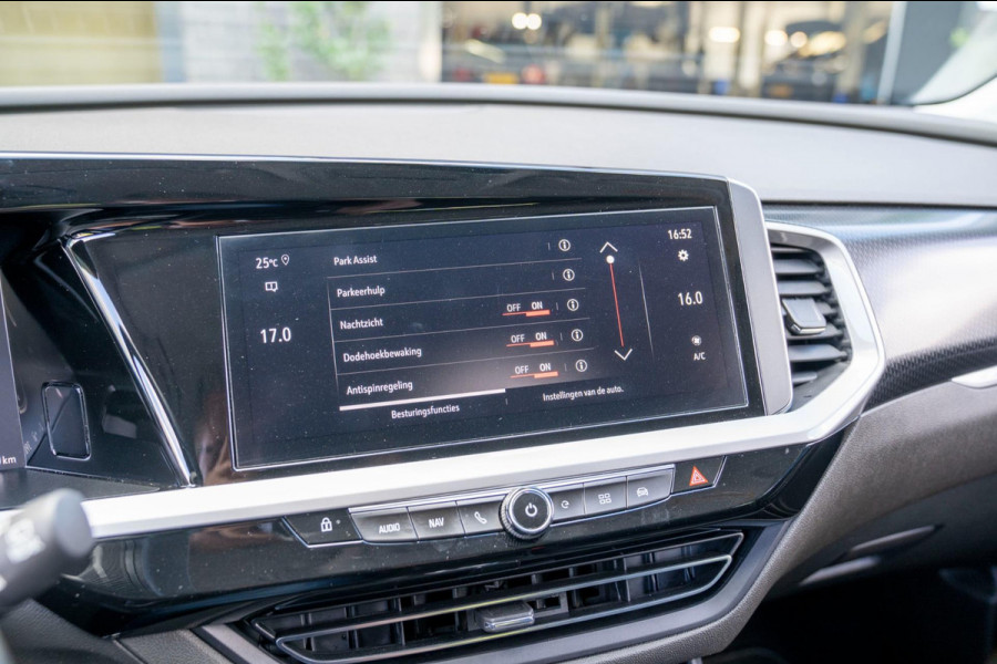 Opel Grandland 1.6 Turbo Plug-In Hybrid Ultimate | Prijs rijklaar incl. 12 mnd garantie | Memory lederen stoelen Camera Blindspot