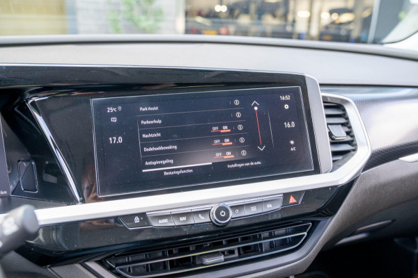 Opel Grandland 1.6 Turbo Plug-In Hybrid Ultimate | Prijs rijklaar incl. 12 mnd garantie | Memory lederen stoelen Camera Blindspot
