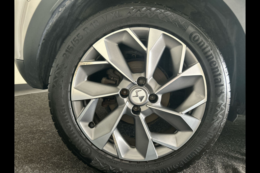 DS DS 3 Crossback E-Tense So Chic 50 kWh | Lederen Bekleding | Head Up Display | Zwart dak | SoH (batterijcheck) 90,8 % score!