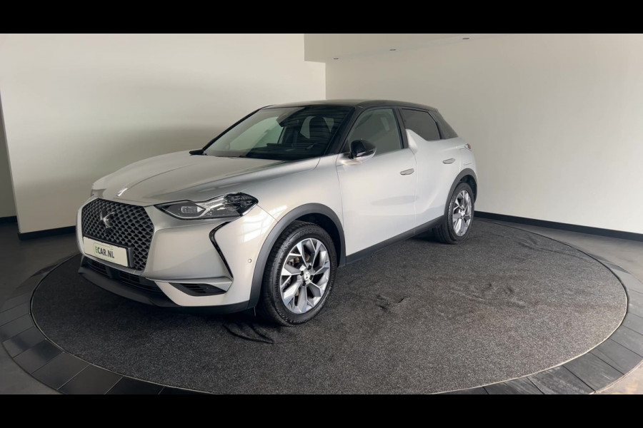 DS DS 3 Crossback E-Tense So Chic 50 kWh | Lederen Bekleding | Head Up Display | Zwart dak | SoH (batterijcheck) 90,8 % score!