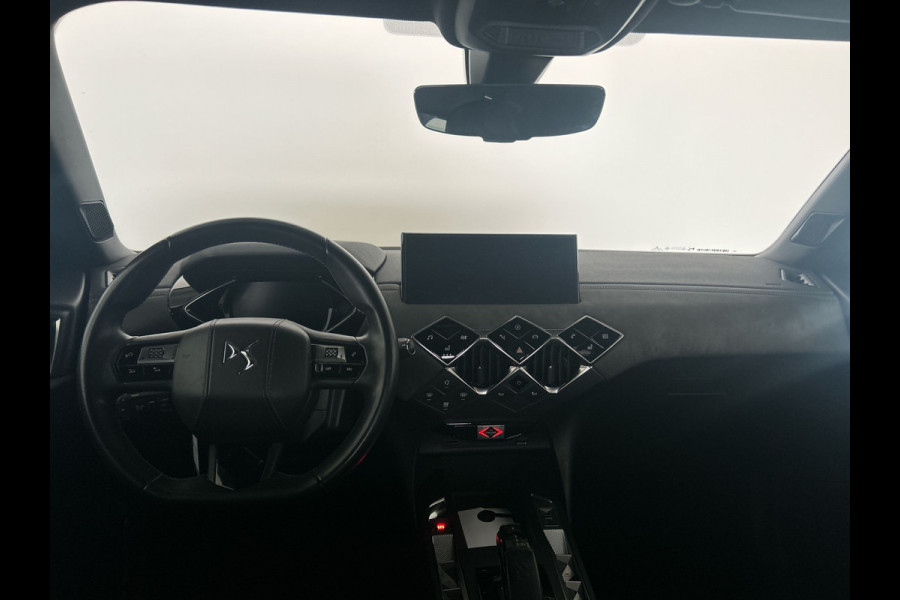 DS DS 3 Crossback E-Tense So Chic 50 kWh | Lederen Bekleding | Head Up Display | Zwart dak | SoH (batterijcheck) 90,8 % score!