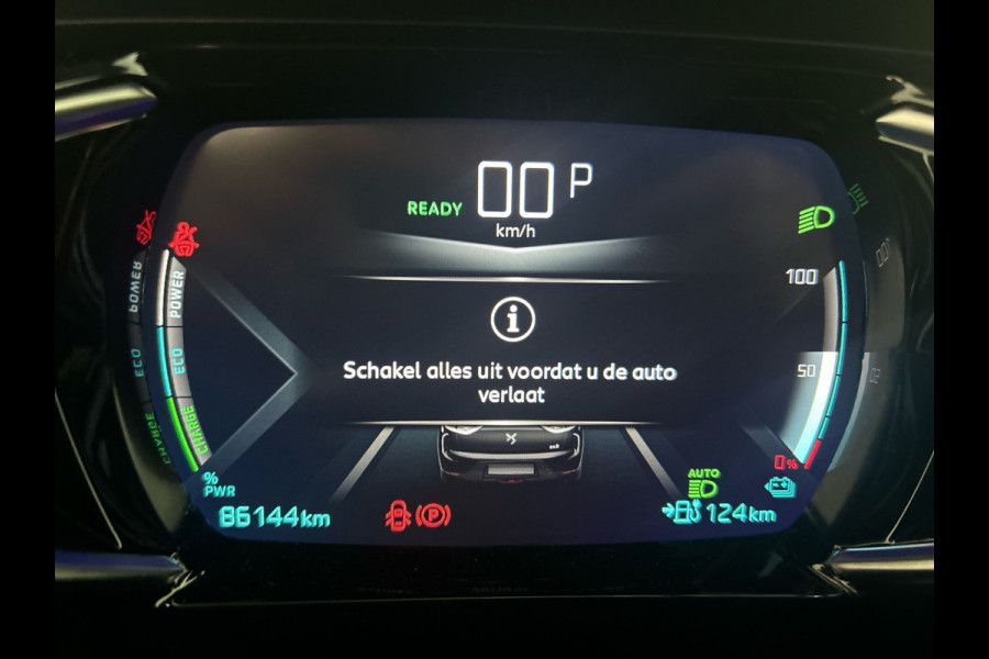 DS DS 3 Crossback E-Tense So Chic 50 kWh | Lederen Bekleding | Head Up Display | Zwart dak | SoH (batterijcheck) 90,8 % score!