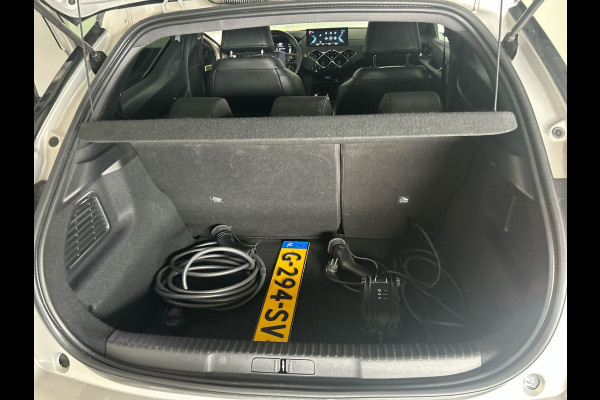 DS DS 3 Crossback E-Tense So Chic 50 kWh | Lederen Bekleding | Head Up Display | Zwart dak | SoH (batterijcheck) 90,8 % score!
