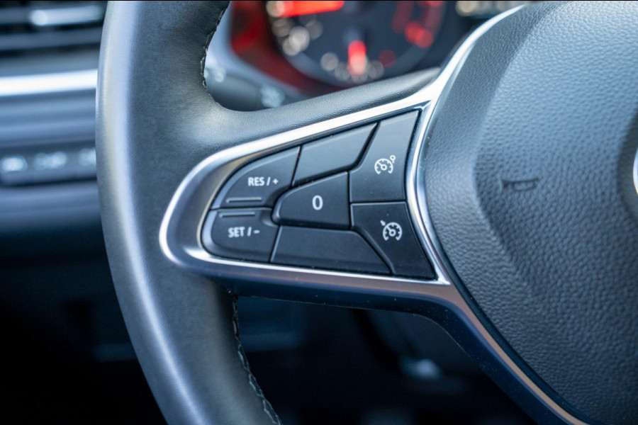 Renault Captur 1.0 TCe 100 Intens | Prijs rijklaar incl. 12 mnd garantie | Navi Pdc Cruise Stoelverw Keyless