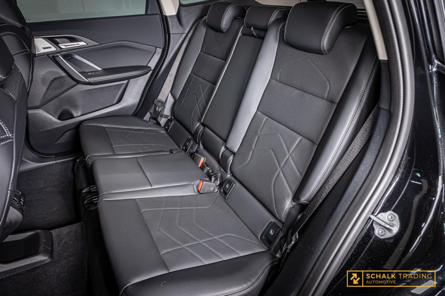 BMW X1 SDrive18i|Pano|E-stoel|H&K|Memory|Leder|Garantie|Cam