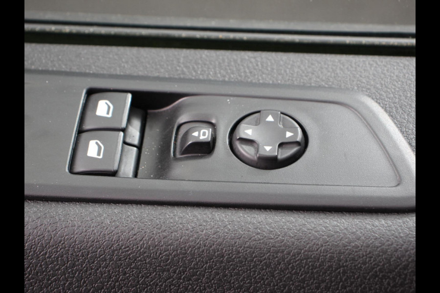 Opel Vivaro 2.0 CDTI 145pk Automaat L2H1 Edition 3-zits Demo! Navigatie Airco Bluetooth Trekhaak Parkeer sensoren