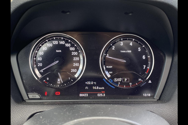 BMW 1-serie 118i Edition M Sport Shadow High Executive VAN: 24.900,- VOOR: 20.877,- UW HERFSTVOORDEEL: 4.023,- ORIGINEEL NEDERLANDSE AUTO MET NAP | VOLLEDIG LEDER + STOELVERWARMING| SCHUIFDAK | APPLE CARPLAY | XENON | RIJKLAAR MET 12 MAANDEN BOVAG GARANTIE!