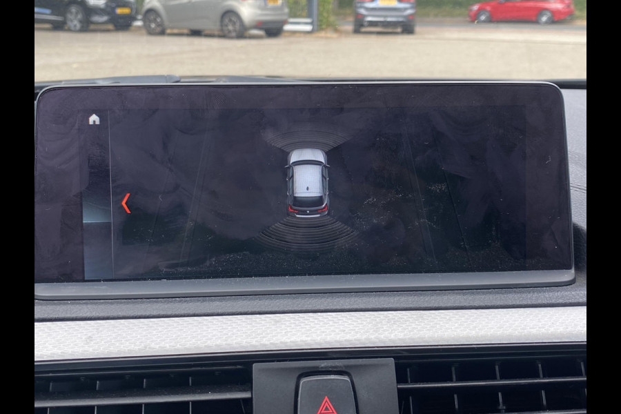 BMW 1-serie 118i Edition M Sport Shadow High Executive VAN: 24.900,- VOOR: 20.877,- UW HERFSTVOORDEEL: 4.023,- ORIGINEEL NEDERLANDSE AUTO MET NAP | VOLLEDIG LEDER + STOELVERWARMING| SCHUIFDAK | APPLE CARPLAY | XENON | RIJKLAAR MET 12 MAANDEN BOVAG GARANTIE!