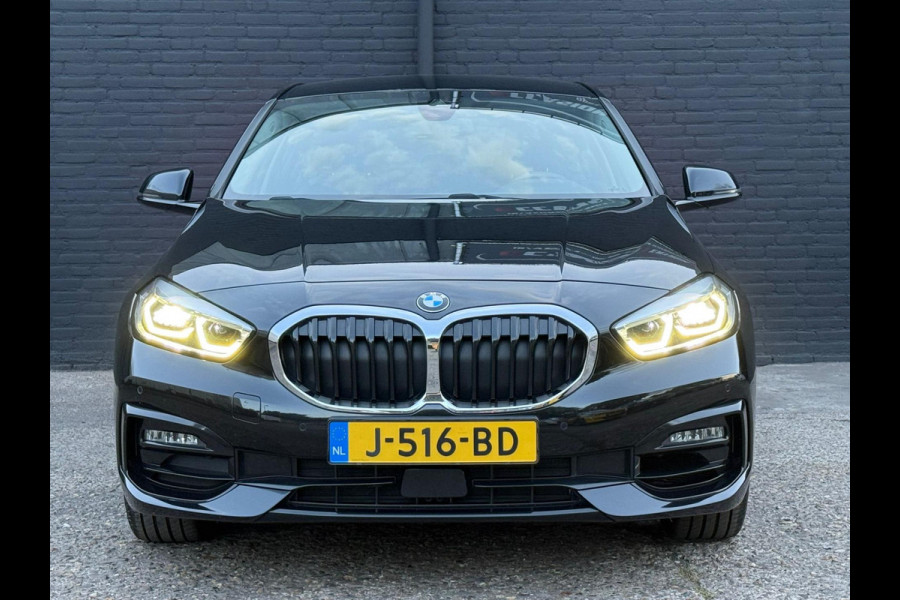 BMW 1-serie 118i Executive Edition | M SPORT | CARPLAY | LEER | MULTI STUUR | TREKHAAK