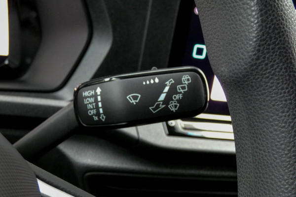 Volkswagen Caddy Cargo 2.0 TDI Style | DIGITAAL DISPLAY | LEDEREN STOELEN | NAVIGATIE | APLLE CARPLAY / ANDROID AUTO Volkswagen Caddy Cargo 2.0 TDI Style | DIGITAAL DISPLAY | LEDEREN STOELEN | NAVIGATIE | APLLE CARPLAY / ANDROID AUTO