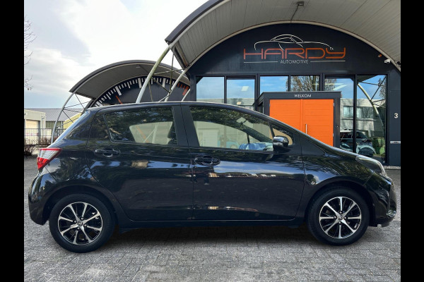 Toyota Yaris 1.0 VVT-i Connect Apple Carplay Camera Rijklaarprijs!