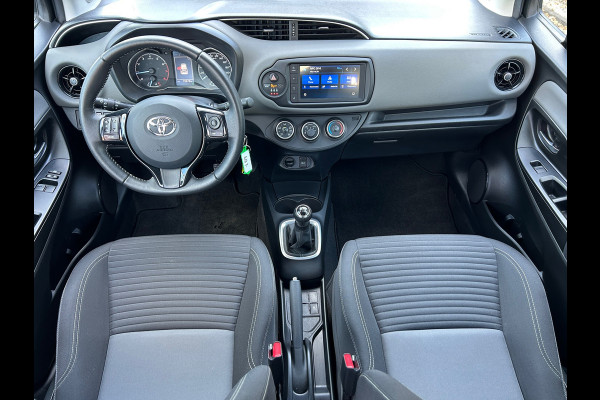 Toyota Yaris 1.0 VVT-i Connect Apple Carplay Camera Rijklaarprijs!