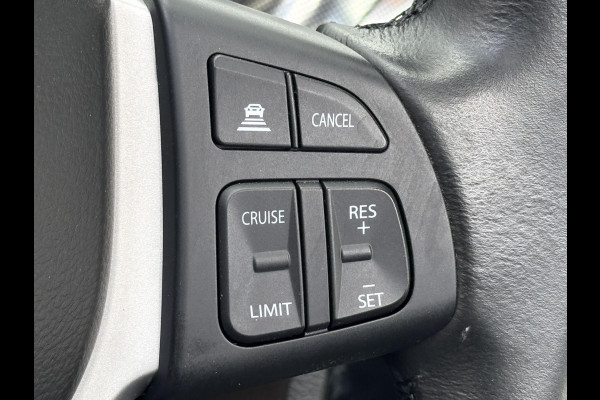 Suzuki Vitara 1.4 Boosterjet Style Smart Hybrid AllGrip Adaptive cruise Climate control Panoramadak Apple / Android Navigatie