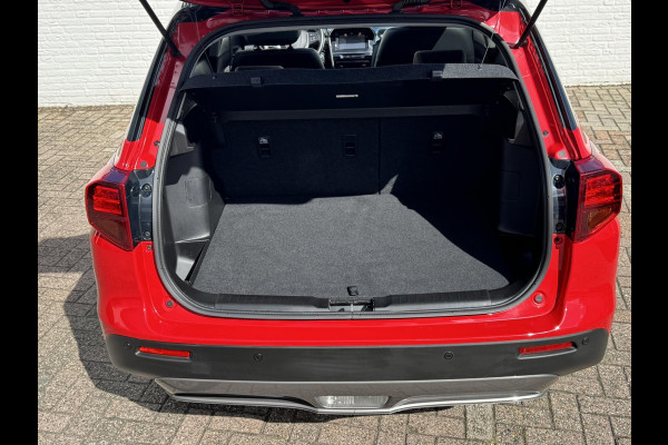 Suzuki Vitara 1.4 Boosterjet Style Smart Hybrid AllGrip Adaptive cruise Climate control Panoramadak Apple / Android Navigatie