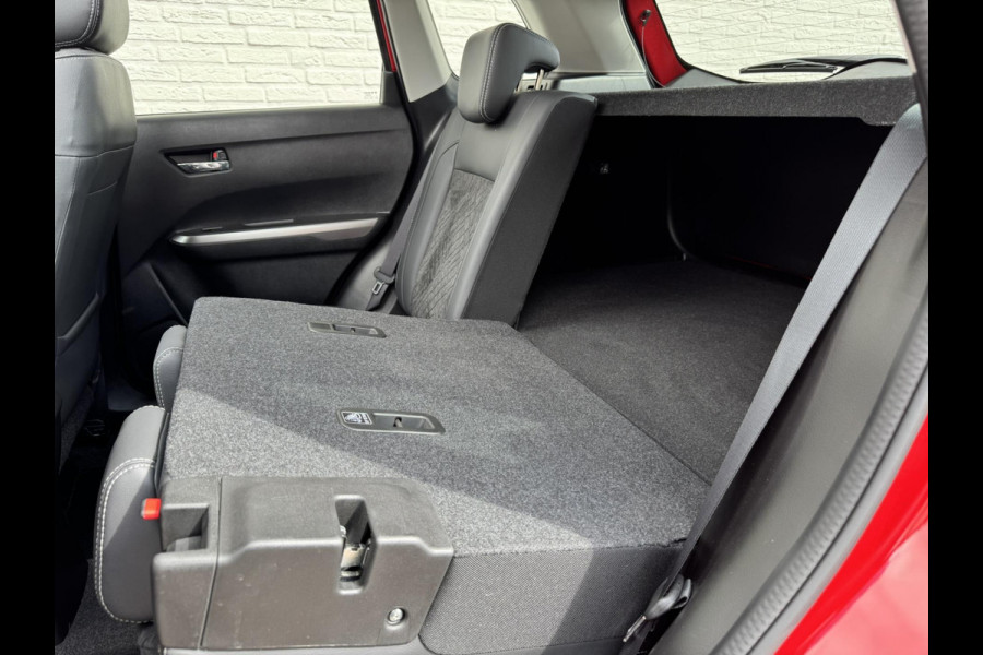 Suzuki Vitara 1.4 Boosterjet Style Smart Hybrid AllGrip Adaptive cruise Climate control Panoramadak Apple / Android Navigatie