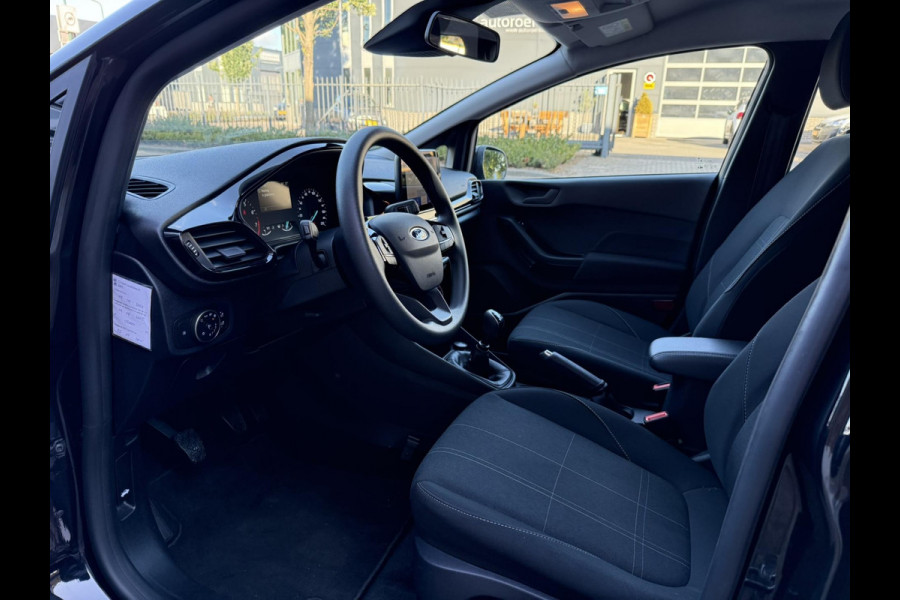 Ford Fiesta 1.0 EcoBoost / 95 PK / Navi / Cruise Control / Apple Carplay-Android / Comfort-Pack / PDC Voor + Achter / ALL-Season b