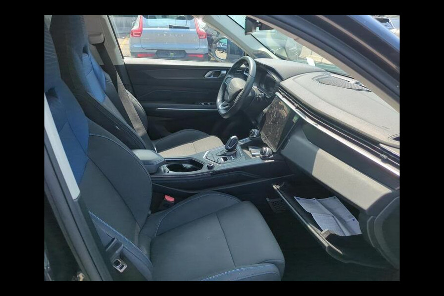 Lynk & Co 01 1.5 261 pk | PHEV | 360 Camera | Adaptieve Cruise | Elek. Achterklep | Panorama dak | Stoelverwarming | 1.800kg Trekgewicht