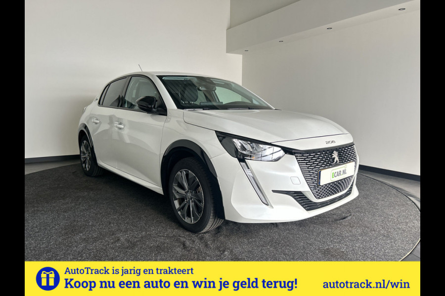 Peugeot e-208 EV Allure Pack 50 kWh | Apple Carplay/Android Auto | Camera | Navigatie | Soh (batterijcheck) 92,2 %