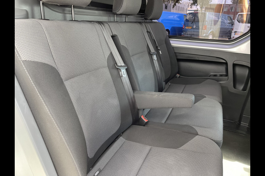 Fiat Talento 2.0 MultiJet 145pk L2H1 Business Pro DC 5 persoons / vaste prijs rijklaar € 20.950 ex btw / lease vanaf € 342 / euro 6 diesel / bpm vrij / airco / cruise / camera / trekhaak !