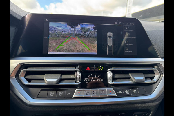BMW 3 Serie Touring 330e xDrive High Executive Panorama Leder Camera