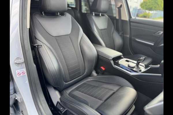 BMW 3 Serie Touring 330e xDrive High Executive Panorama Leder Camera