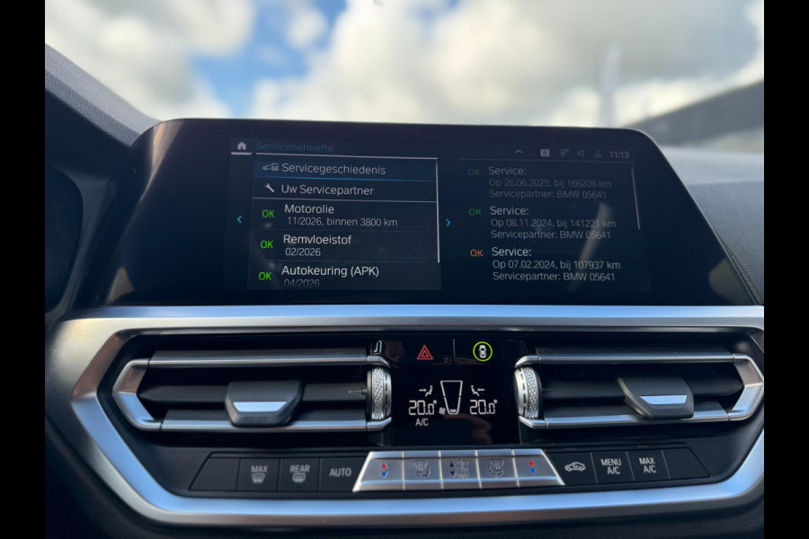 BMW 3 Serie Touring 330e xDrive High Executive Panorama Leder Camera