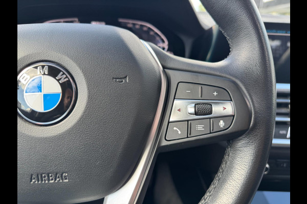 BMW 3 Serie Touring 330e xDrive High Executive Panorama Leder Camera