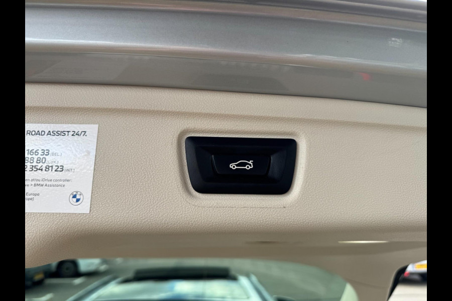 BMW 3 Serie Touring 330e xDrive High Executive Panorama Leder Camera
