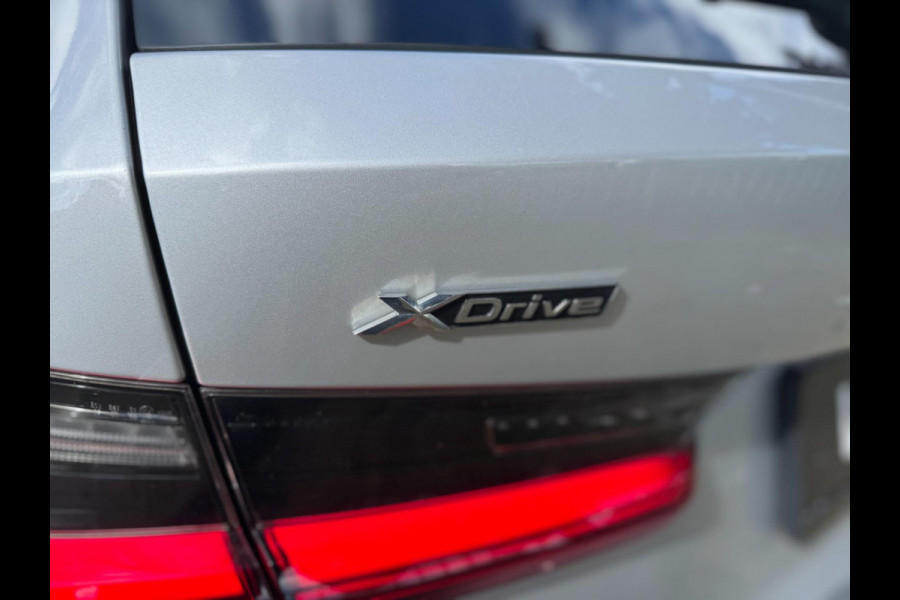 BMW 3 Serie Touring 330e xDrive High Executive Panorama Leder Camera
