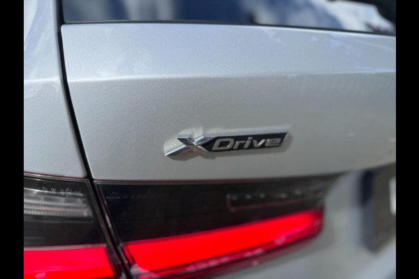 BMW 3 Serie Touring 330e xDrive High Executive Panorama Leder Camera