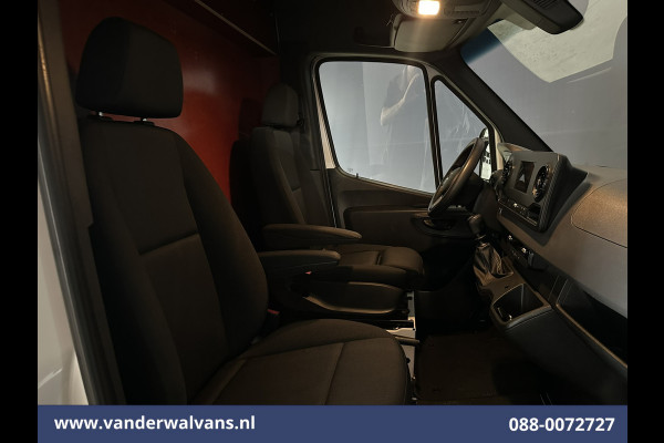 Mercedes-Benz Sprinter 316 CDI 164pk L2H2 Euro6 Airco | Camera | Apple Carplay | Android Auto Cruiscontrol, 2800kg trekvermogen, parkeersensoren