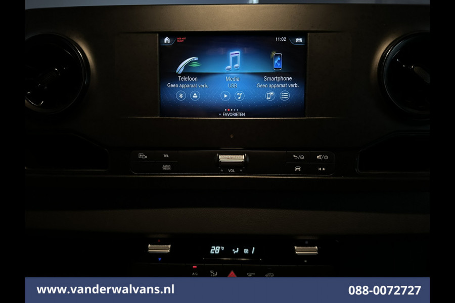 Mercedes-Benz Sprinter 316 CDI 164pk L2H2 Euro6 Airco | Camera | Apple Carplay | Android Auto Cruiscontrol, 2800kg trekvermogen, parkeersensoren