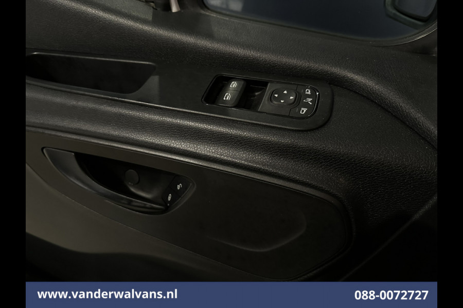 Mercedes-Benz Sprinter 316 CDI 164pk L2H2 Euro6 Airco | Camera | Apple Carplay | Android Auto Cruiscontrol, 2800kg trekvermogen, parkeersensoren