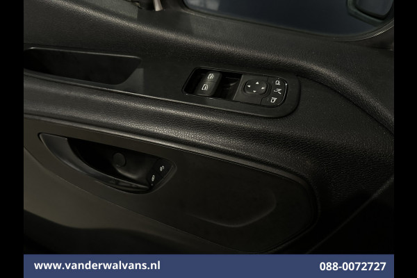 Mercedes-Benz Sprinter 316 CDI 164pk L2H2 Euro6 Airco | Camera | Apple Carplay | Android Auto Cruiscontrol, 2800kg trekvermogen, parkeersensoren