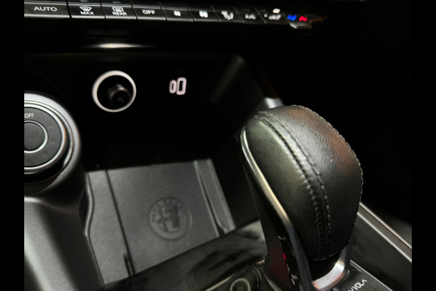Alfa Romeo Tonale 1.5T Hybrid Sprint Garantie Carplay Adoptieve Cruise Clima Navi Led Dab Rijklaar
