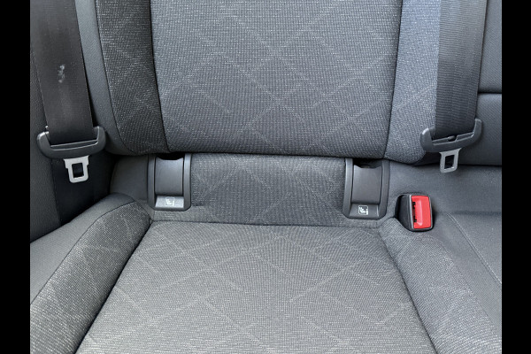 Volkswagen Golf 1.5 eTSI Style | Nieuw model | Camera | Draadloze lader | | Apple Carplay | DAB+