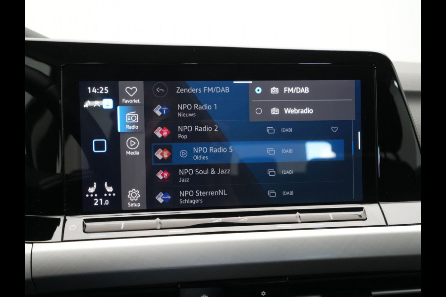 Volkswagen Golf 1.0 eTSI 110pk DSG Life Business Ergo Stoelen Navigatie Carplay 271