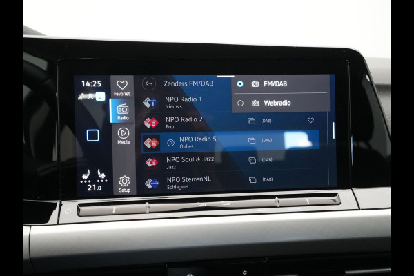 Volkswagen Golf 1.0 eTSI 110pk DSG Life Business Ergo Stoelen Navigatie Carplay 271