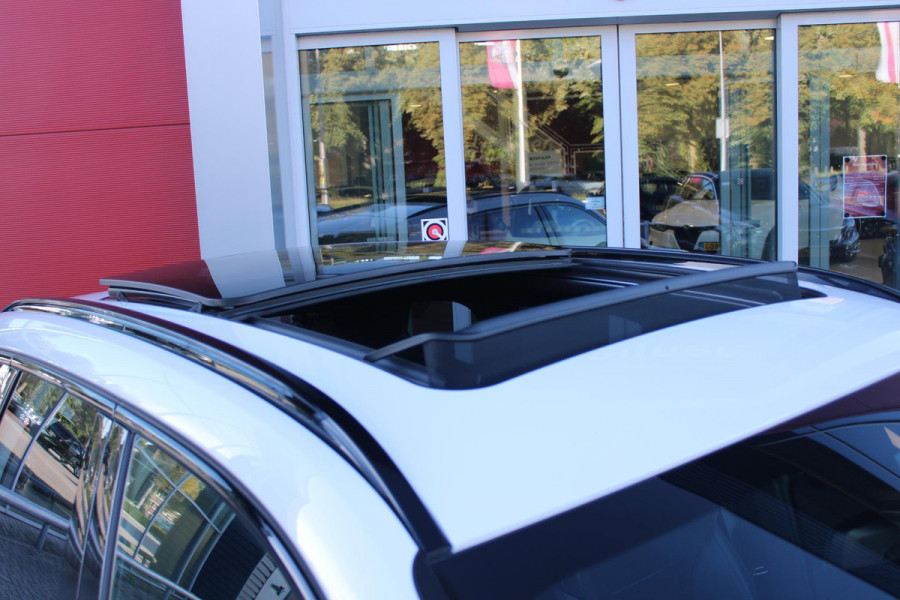 BMW X1 xDrive30e M-SPORT | PANORAMISCH SCHUIF/KANTEL DAK | ELEKTRISCH WEGKLAPBARE TREKHAAK | HARMAN/KARDON AUDIO SYSTEM | ALARMINSTALLATIE | ELEKTRISCH BEDIENBARE VOORSTOELEN MET GEHEUGENFUNCTIE "ACTIEVE ZITPLAATSEN" | STOEL VERWARMING | DRIVING ASSISTANT PROFESSIONAL MET O.A. ACTIVE LANE ASSIST | HARMAN HARDON AUDIO SYSTEM | SHADOW LINE | INNOVATION PAKKET MET O.A. 3D VIEW CAMERA'S, ADAPTIEVE LED KOPLAMPEN, HEAD UP DISPLAY, BMW LIVE PROFFESIONAL DASHBOARD, DRAADLOZE TELEFOONLADER | NAVIGATIE | DRAADLOZE APPLE CARPLAY/ANDROID AUTO | DAB+ RADIO | ELEKTRISCH BEDIENBARE ACHTERKL