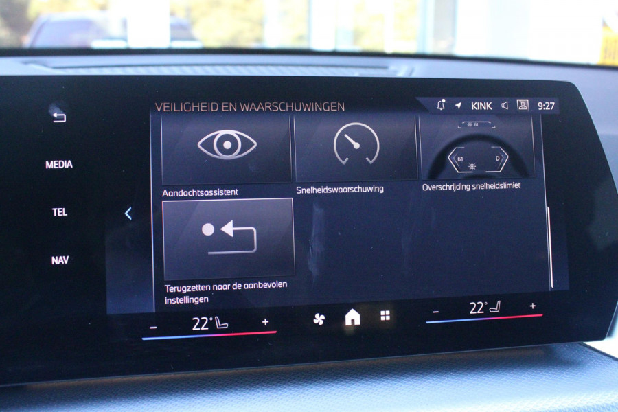 BMW X1 xDrive30e M-SPORT | PANORAMISCH SCHUIF/KANTEL DAK | ELEKTRISCH WEGKLAPBARE TREKHAAK | HARMAN/KARDON AUDIO SYSTEM | ALARMINSTALLATIE | ELEKTRISCH BEDIENBARE VOORSTOELEN MET GEHEUGENFUNCTIE "ACTIEVE ZITPLAATSEN" | STOEL VERWARMING | DRIVING ASSISTANT PROFESSIONAL MET O.A. ACTIVE LANE ASSIST | HARMAN HARDON AUDIO SYSTEM | SHADOW LINE | INNOVATION PAKKET MET O.A. 3D VIEW CAMERA'S, ADAPTIEVE LED KOPLAMPEN, HEAD UP DISPLAY, BMW LIVE PROFFESIONAL DASHBOARD, DRAADLOZE TELEFOONLADER | NAVIGATIE | DRAADLOZE APPLE CARPLAY/ANDROID AUTO | DAB+ RADIO | ELEKTRISCH BEDIENBARE ACHTERKL