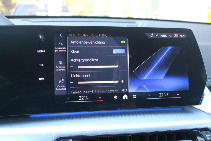 BMW X1 xDrive30e M-SPORT | PANORAMISCH SCHUIF/KANTEL DAK | ELEKTRISCH WEGKLAPBARE TREKHAAK | HARMAN/KARDON AUDIO SYSTEM | ALARMINSTALLATIE | ELEKTRISCH BEDIENBARE VOORSTOELEN MET GEHEUGENFUNCTIE "ACTIEVE ZITPLAATSEN" | STOEL VERWARMING | DRIVING ASSISTANT PROFESSIONAL MET O.A. ACTIVE LANE ASSIST | HARMAN HARDON AUDIO SYSTEM | SHADOW LINE | INNOVATION PAKKET MET O.A. 3D VIEW CAMERA'S, ADAPTIEVE LED KOPLAMPEN, HEAD UP DISPLAY, BMW LIVE PROFFESIONAL DASHBOARD, DRAADLOZE TELEFOONLADER | NAVIGATIE | DRAADLOZE APPLE CARPLAY/ANDROID AUTO | DAB+ RADIO | ELEKTRISCH BEDIENBARE ACHTERKL