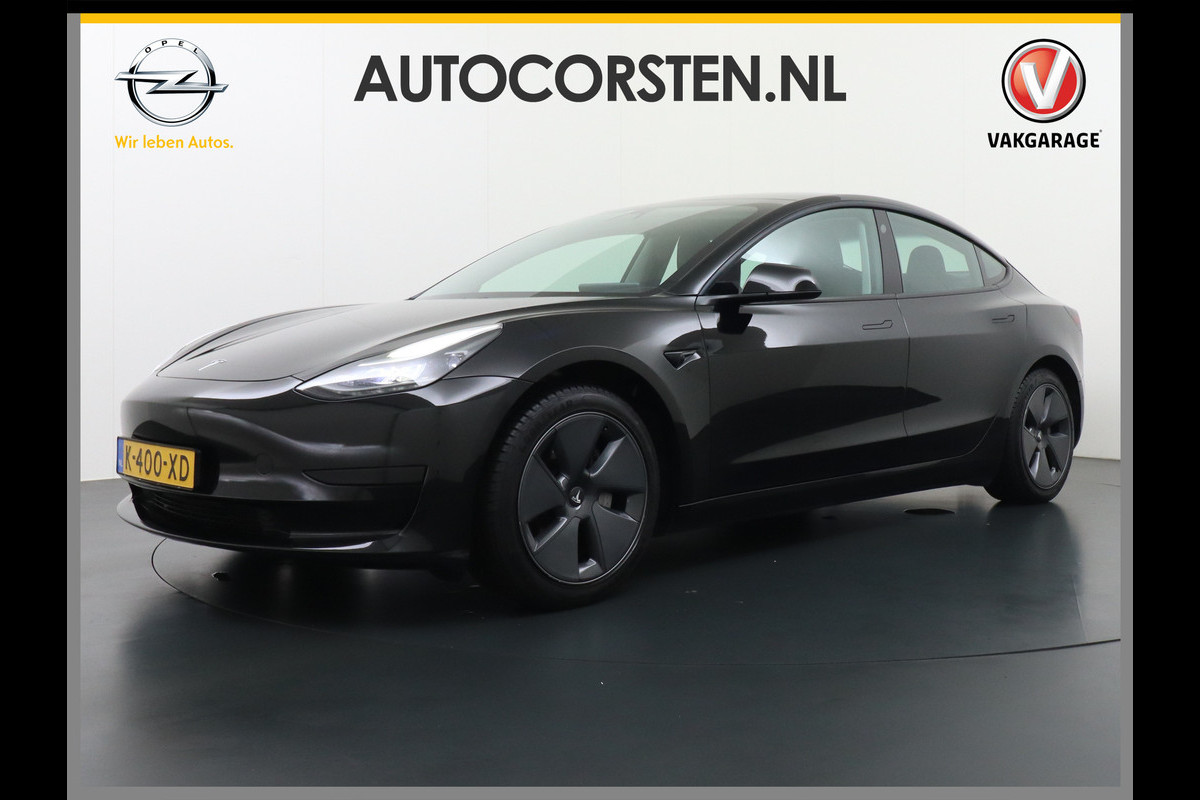 Tesla Model 3 RWD SR+ NW Model 60kWh LFP 283PK Trekhaak Warmtepomp Elektr.A-klep FSD-3 Sentry Mode Bankverwarmd FSD 18" Premium Luidspr. AutoP Navi LED Comfortstoelen ACC DAB Keyless en Voorverwarmen interieur via App One-Pedal-Drive Origineel Nederlandse auto Garantie Accu/Motor tot 31-03-2029 max 160.000km 1.584kg licht!