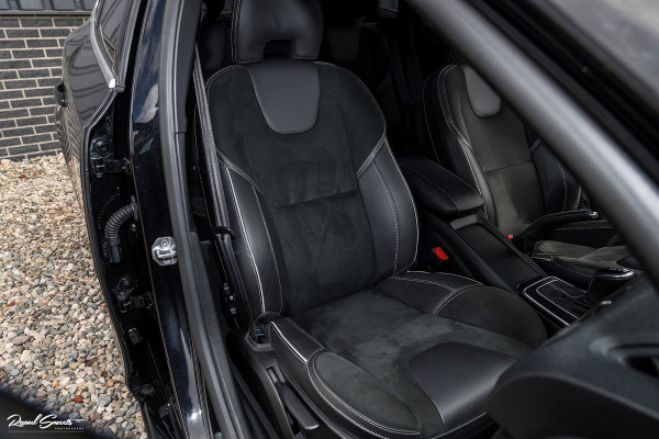 Volvo V40 1.5 T3 Polar+ Sport | R-design | Harman Kardon | Trekhaak.afnb | Keyless | Cruise control |