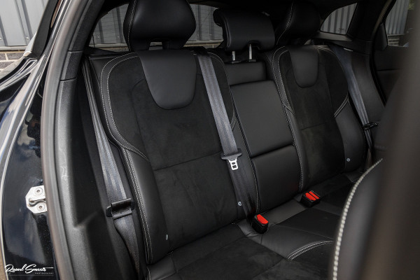 Volvo V40 1.5 T3 Polar+ Sport | R-design | Harman Kardon | Trekhaak.afnb | Keyless | Cruise control |