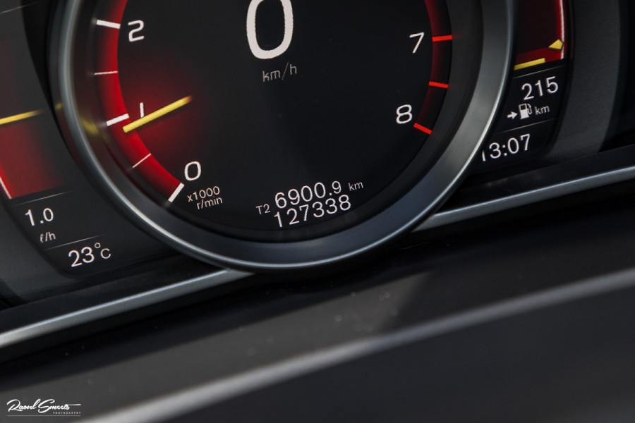 Volvo V40 1.5 T3 Polar+ Sport | R-design | Harman Kardon | Trekhaak.afnb | Keyless | Cruise control |
