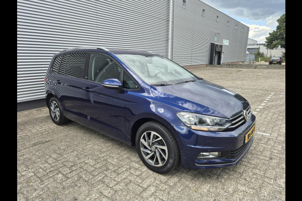 Volkswagen Touran 1.2 TSI Comfortline Adap- Cruise,navigatie,airco,parkeersensoren,