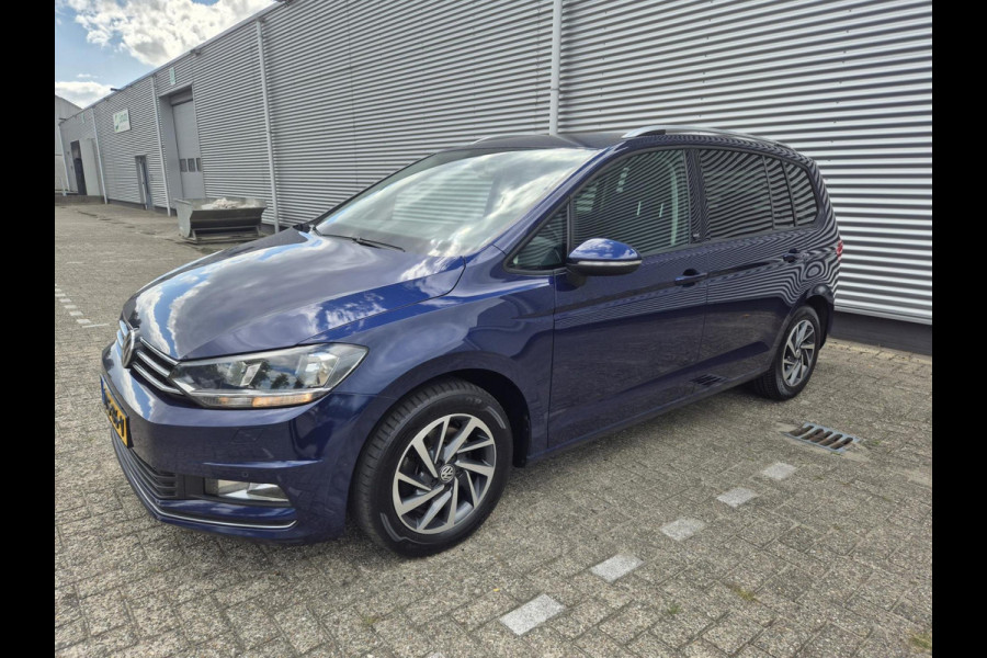 Volkswagen Touran 1.2 TSI Comfortline Adap- Cruise,navigatie,airco,parkeersensoren,